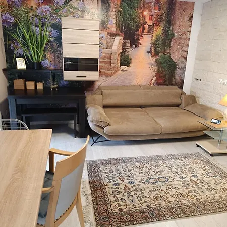 Adler Apartment *